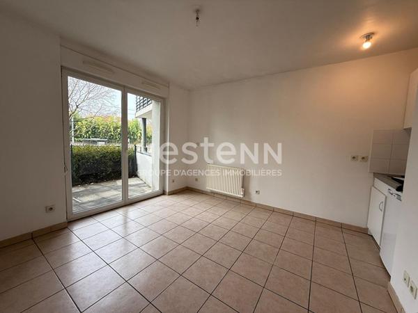 Appartement T2 avec Terrasse au Fort de Bron dans un immeuble récent - 69500 BRON