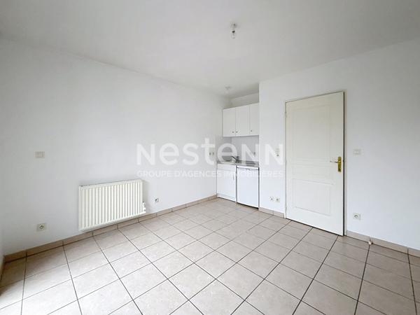 Appartement T2 avec Terrasse au Fort de Bron dans un immeuble récent - 69500 BRON
