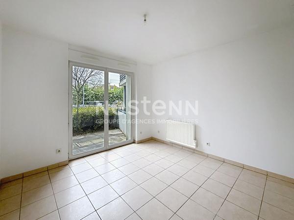 Appartement T2 avec Terrasse au Fort de Bron dans un immeuble récent - 69500 BRON