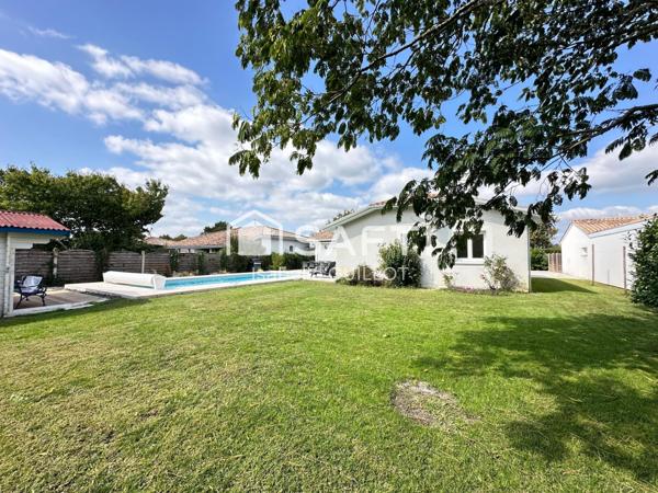 Maison 4 chambres avec piscine et garage