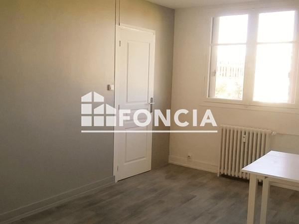 Location Appartement meublé 3 pièces 48.41 m² - 50 RUE LEGRAVEREND Rennes 35000