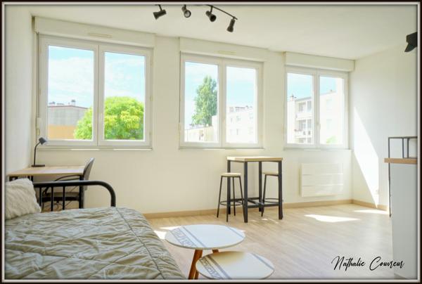 Dpt Moselle (57), à louer METZ appartement T1 de 25,46 m² - Plain pied