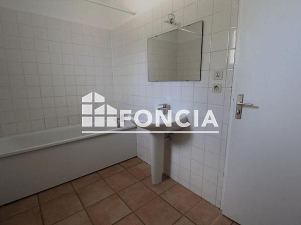 Location Maison 4 pièces 94.7 m² - 7 IMPASSE DE LA FONTAINE Aubord 30620