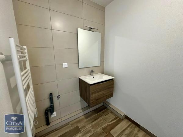 Appartement à louer 2 pièces 41m² Kembs (68680)
