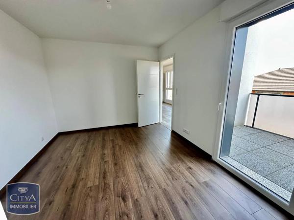 Appartement à louer 2 pièces 41m² Kembs (68680)