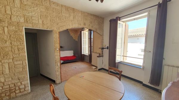 Quartier calme : Maison de ville avec garage !