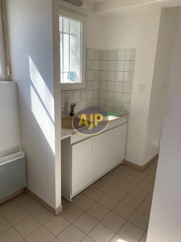 Location maison Rochefort : 600 € - AJP Immobilier Rochefort