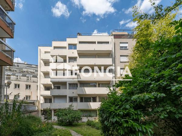 À vendre Studio 34.05 m² - Paris 75019