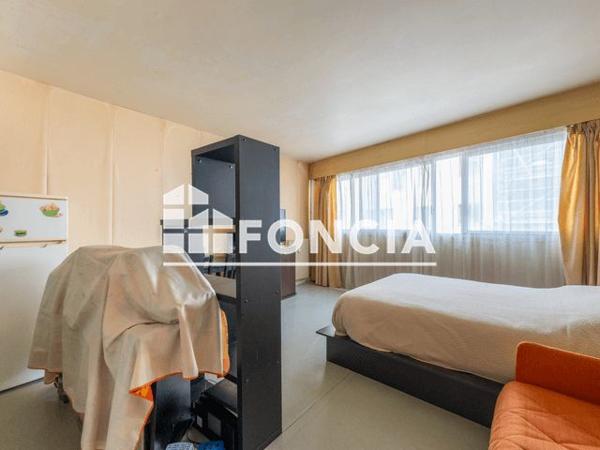 À vendre Studio 34.05 m² - Paris 75019