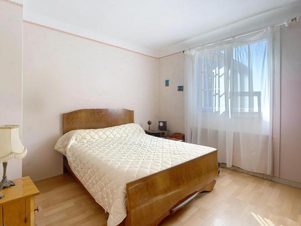 Maison de 4 chambres sur terrain 600m² et piscine