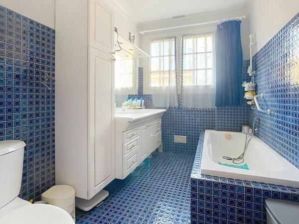 Maison de 4 chambres sur terrain 600m² et piscine