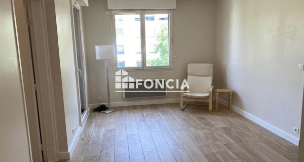 Location Appartement 2 pièces 41.92 m² - Caen 14000