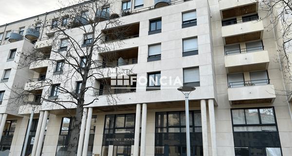 Location Appartement 2 pièces 41.92 m² - Caen 14000