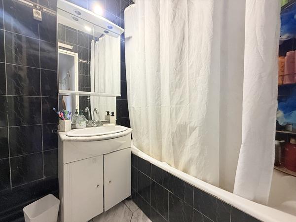Appartement 4 pièces 76.11 m2