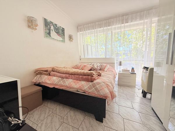 Appartement 4 pièces 76.11 m2