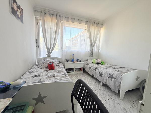 Appartement 4 pièces 76.11 m2