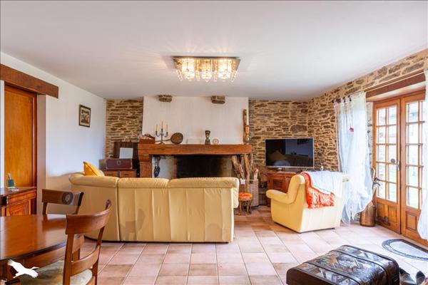 Maison à vendre |  Saint-Yrieix-la-Perche |  7 pièces | 330 m²