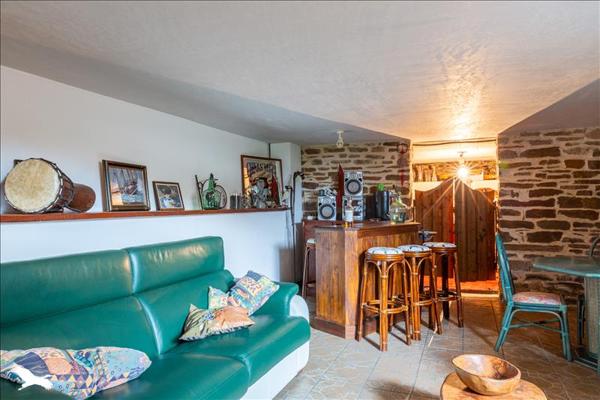 Maison à vendre |  Saint-Yrieix-la-Perche |  7 pièces | 330 m²