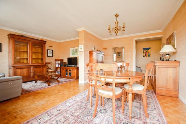 Appartement Vanves 3 pièce(s) 72 m² Vue dégagée