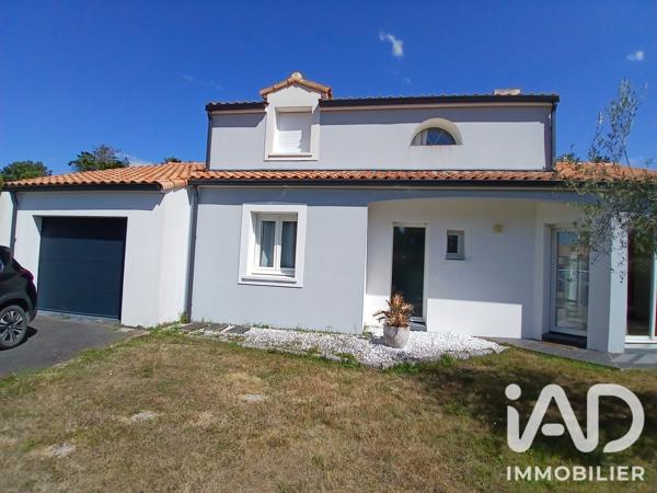 Maison à vendre 4 pièces 105 m² Saint-Michel-Chef-Chef