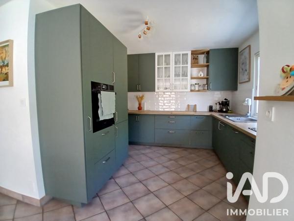Maison à vendre 4 pièces 105 m² Saint-Michel-Chef-Chef