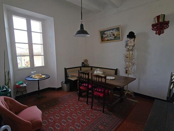 Coup de cœur assuré pour cette bâtisse atypique !