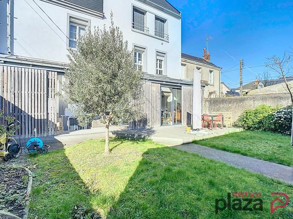 Maison 10 pièces 202 m2
