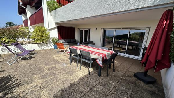 Appartement
                                                                                                                                                                                                                                                                                                                        4 pièce(s)                                                                                                                                                                                                          3 chambre(s)                                                                                                                                                                                                          75  m²