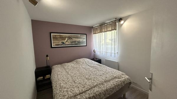 Appartement
                                                                                                                                                                                                                                                                                                                        4 pièce(s)                                                                                                                                                                                                          3 chambre(s)                                                                                                                                                                                                          75  m²