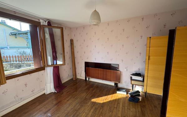 Maison à vendre    5 pièces •  Villetoureix