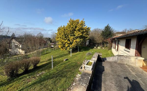 Maison à vendre    5 pièces •  Villetoureix