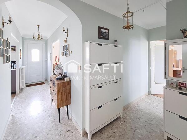 Centre bourg, maison 6 pièces, 157 m²