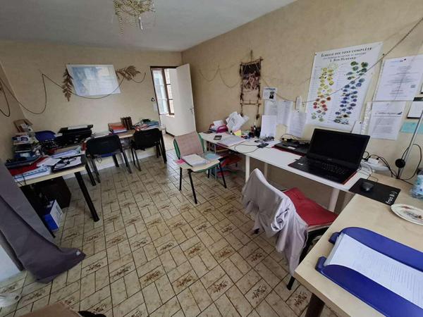 Longère proche Verneuil sur Avre et d'Iton 9 pièce(s) 177 m2