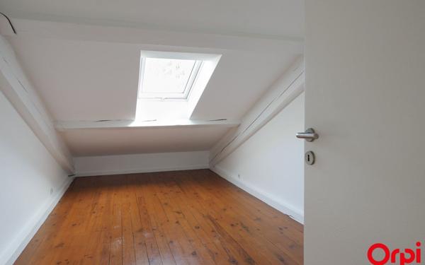 Appartement à louer    5 pièces •  Lyon 3