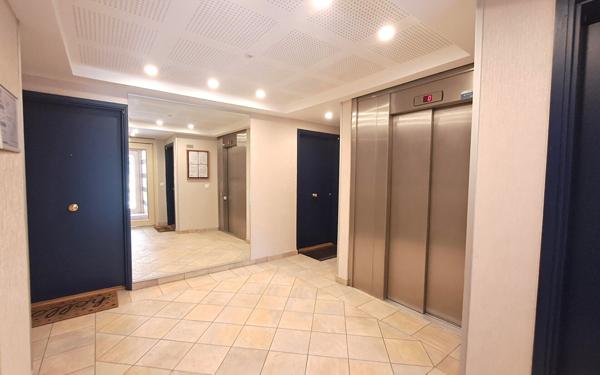 Appartement à louer    4 pièces • 91,65 m2 Avon