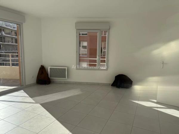 Location Appartement 2 pièces 44 m2 à Nice