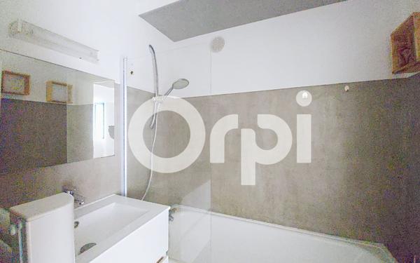 Appartement à louer    3 pièces • 48,02 m2 Saint-Flour