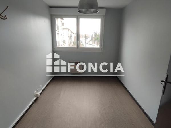 Location Local commercial 6 pièces 140 m² - 7 RUE ROGER SALENGRO Laon 02000