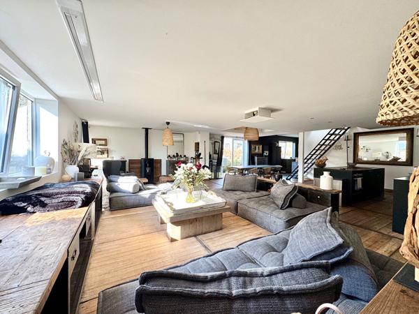 Loft Wasquehal 5 pièce(s) 370 m2