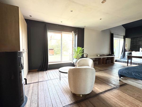 Loft Wasquehal 5 pièce(s) 370 m2