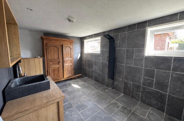 Loft Wasquehal 5 pièce(s) 370 m2