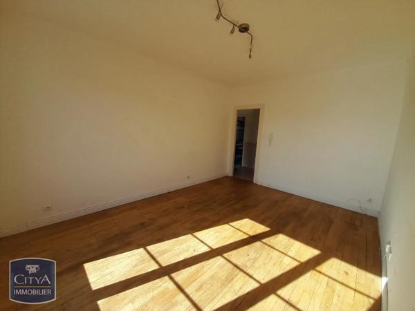 Appartement à louer 3 pièces 75.61m² Chambéry (73000)