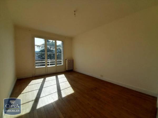 Appartement à louer 3 pièces 75.61m² Chambéry (73000)