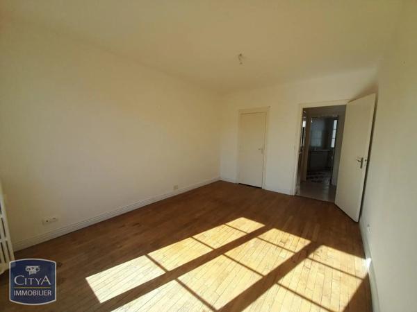 Appartement à louer 3 pièces 75.61m² Chambéry (73000)