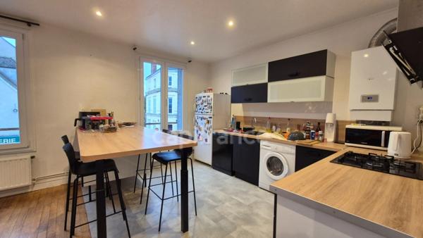 Appartement à vendre - 3 pièces avec Terrasse, Stationnement et Local de rangement à ETAMPES (91)