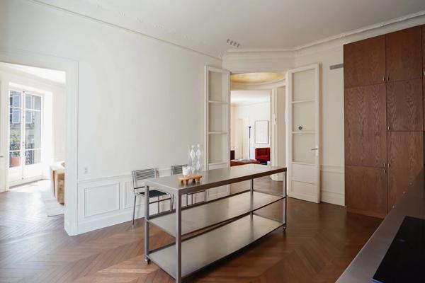 Appartement Paris 9 e - HAUTEVILLE/ PARADIS