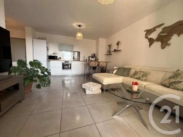 Appartement F3 à vendre  3 pièces - 61 m 2   BASTIA  - 202