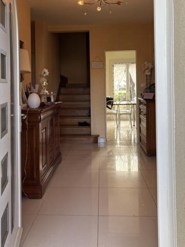 À vendre - Maison traditionnelle, 7 pièces située à Fondettes (37230)