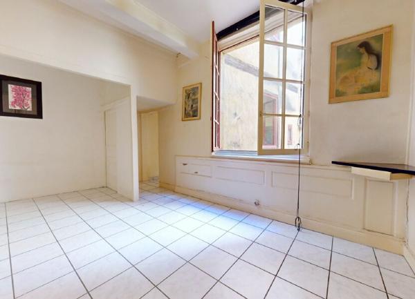 Appartement à vendre    2 pièces •  Lyon 5