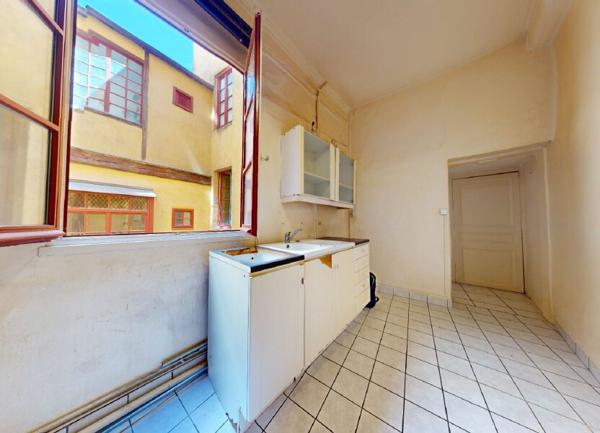 Appartement à vendre    2 pièces •  Lyon 5